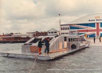 AP1-88 hovercraft number 1 - shipping the superstructure